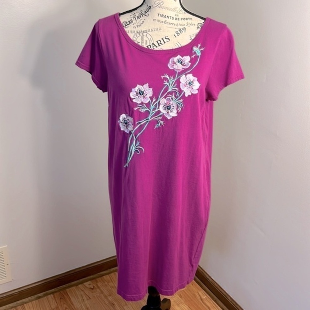 Bob MACKIE GRAPHIC PRINT EMBROIDERED ACCENT•SHIFT STYLE MINI•SIZE MEDIUM•PURPLE